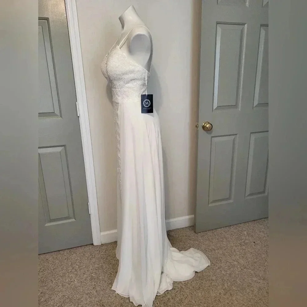 MOONLIGHT Bridal Gown Embroidered Lace and Beading Modern Fairytale Dress(6)NWT